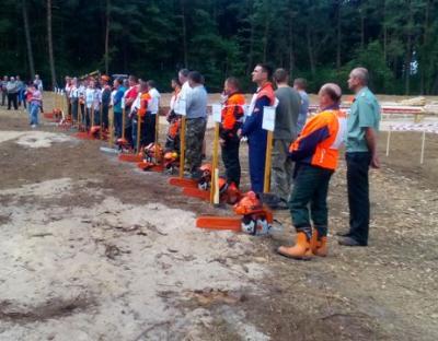 На Львівщині відбулись змагання вальників лісу