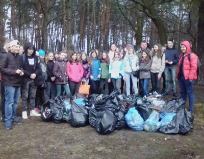 Хід акції "Майбутнє лісу у твоїх руках" у ДП "Жовківське лісове господарство"
