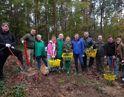 «Зелена країна»: на Львівщині зростають «Ліси єдності»