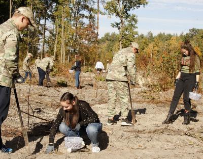 ЩОБ ШУМІЛИ ДІБРОВИ