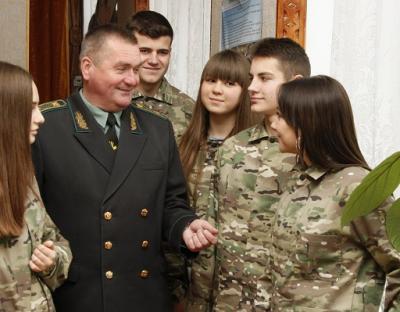 НА ПРАВИЛЬНІЙ СТЕЖЦІ ДО ЛІСУ