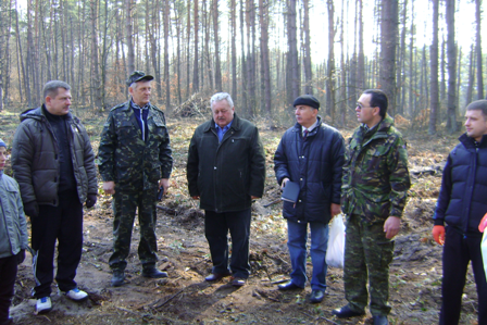 Посеред лісу та весни ми стільки бачили краси…