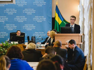 Перші підсумки реалізації Концепції розвитку лісового та мисливського господарства України будуть відчутні вже до кінця цього року, - заявив Голова Держлісагентства Олександр Ковальчук