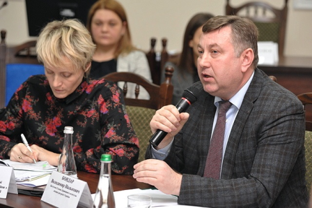 При реформуванні мають бути враховані пропозиції фахівців та експертів лісової галузі, - Володимир Бондар на засіданні парламентського аграрного комітету