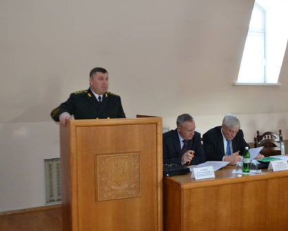 Необхідно активізувати роботи з оформлення речових прав на землі, що надані в постійне користування державним лісгоспам, - Володимир Бондар